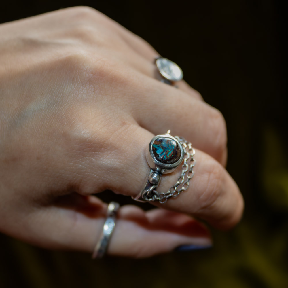 Chains of Fate - Imagen 3